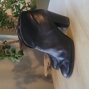 Vince Camuto FRANELL Bootie